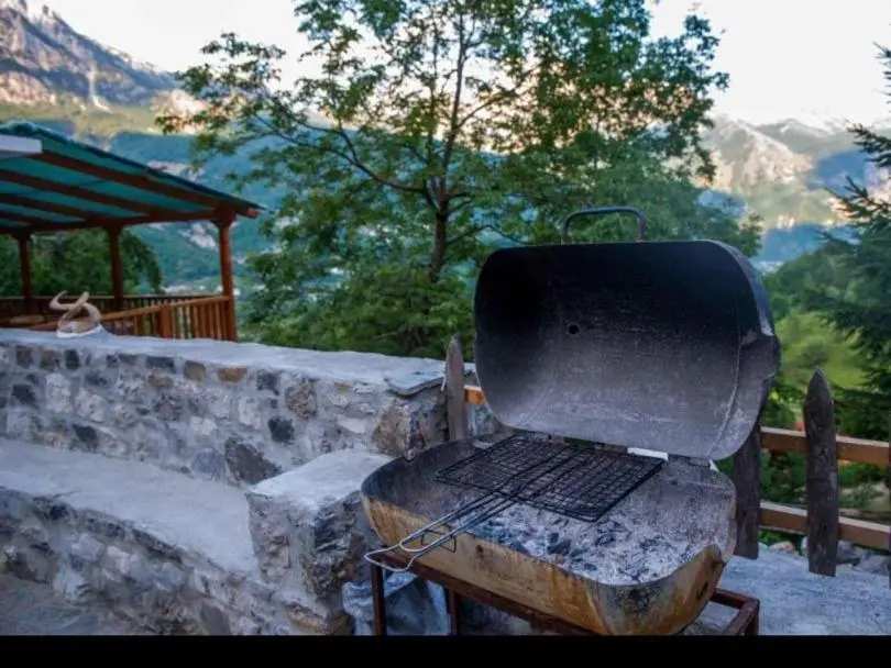 Guesthouse Kroni I Micanit