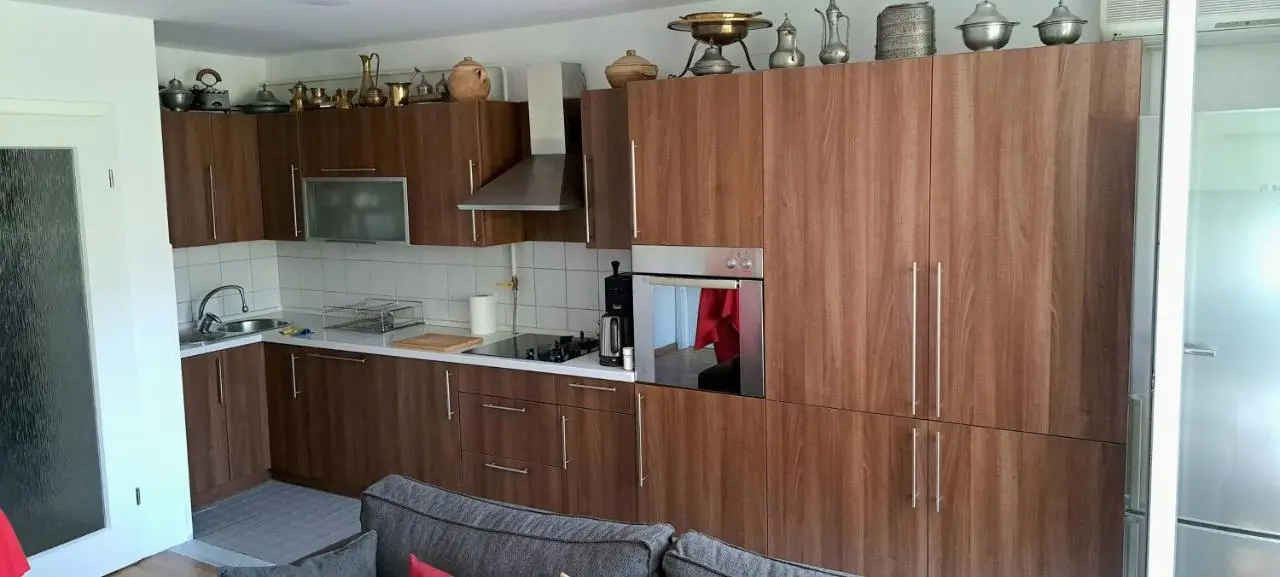 Cherry Apartment