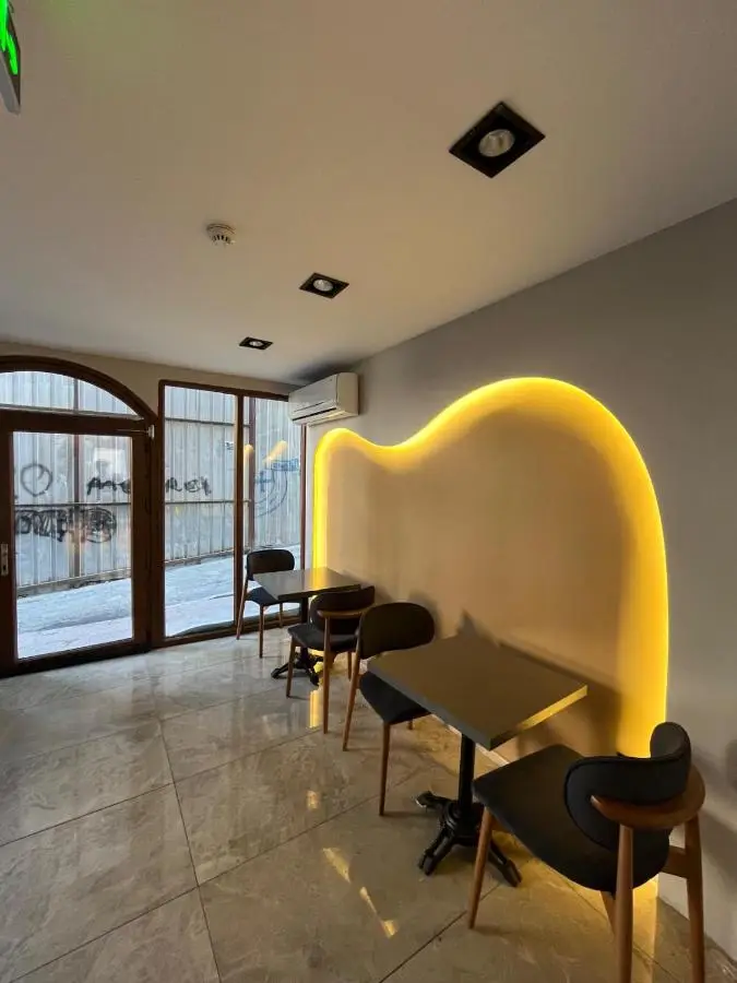 The Reina Hotel