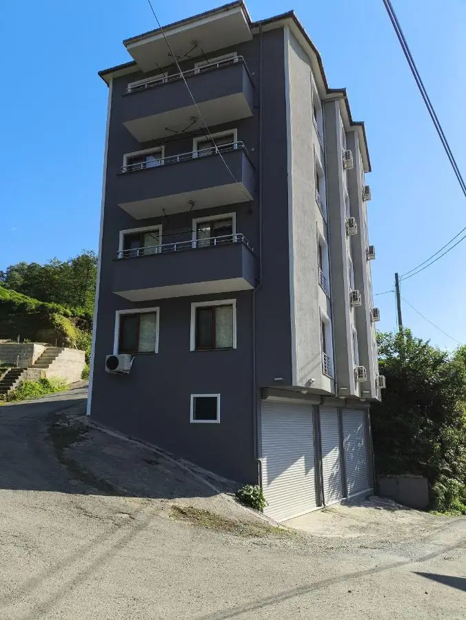 Rize Akarsu Apart