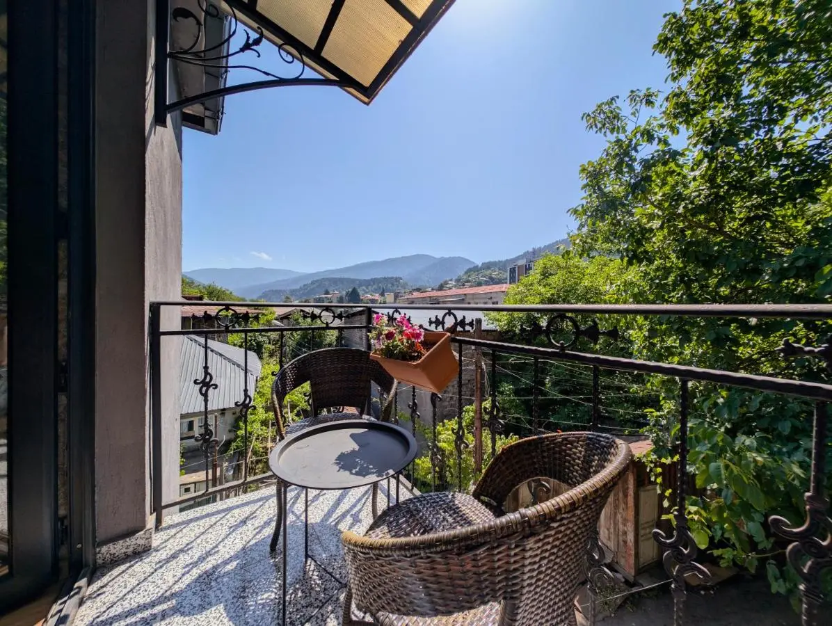 Sunny Days Borjomi