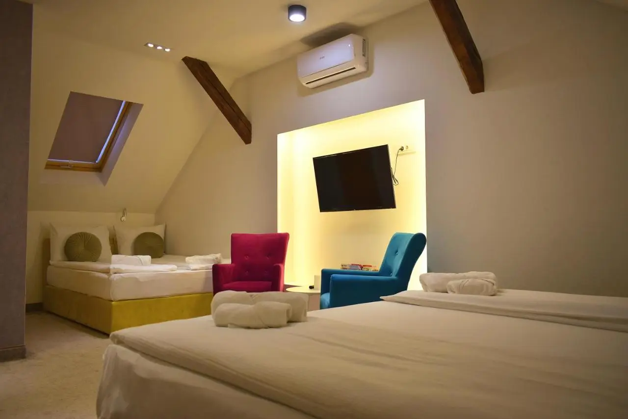 Deluxe Nortel Hotel