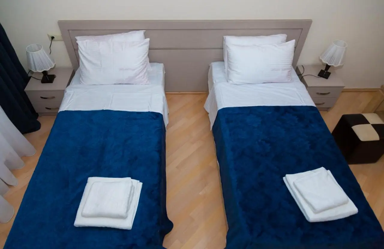 Holiday Rooms