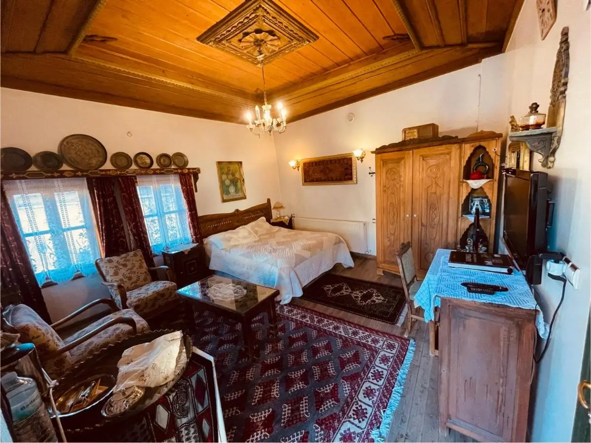 Sofa Hotel