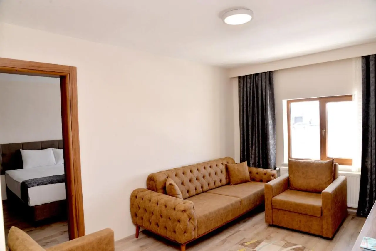 Zümrüt Palas Otel