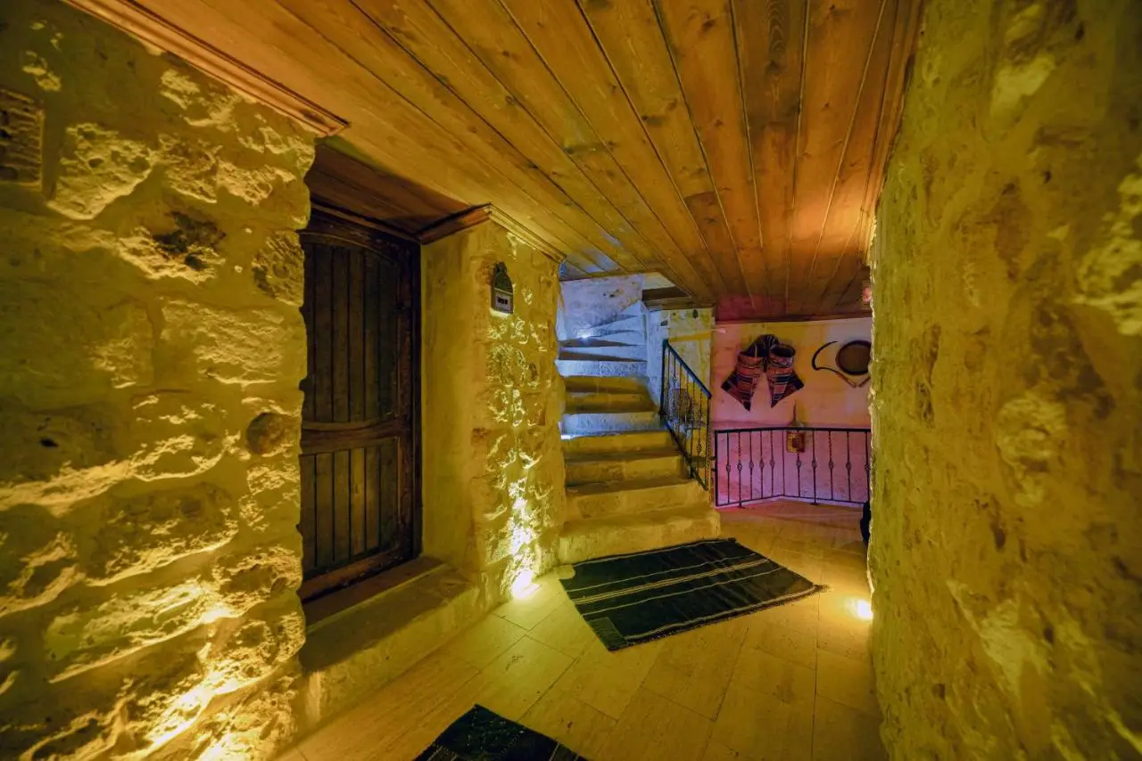 Babili Cappadocia Cave