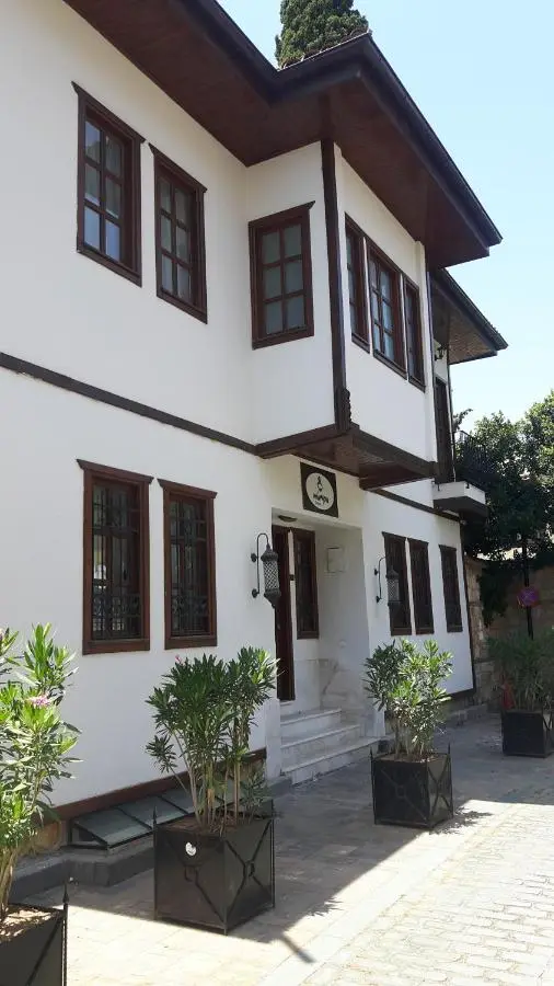 Minyon Hotel
