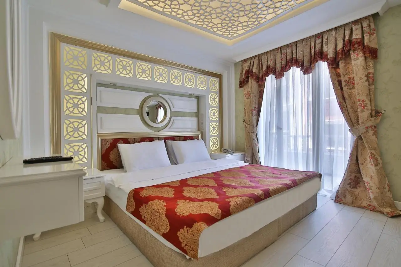 Hotel Queens Land