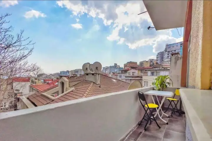 Cihangir House