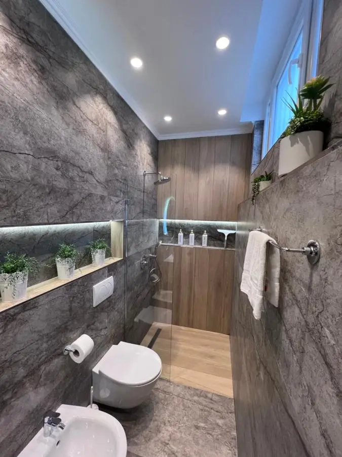 White Star Villa - Studio Apartments with Parking