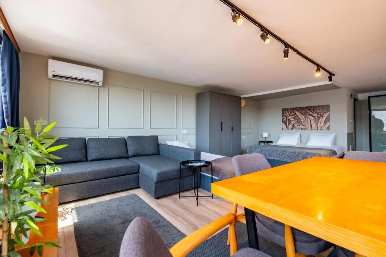Pesa Suites
