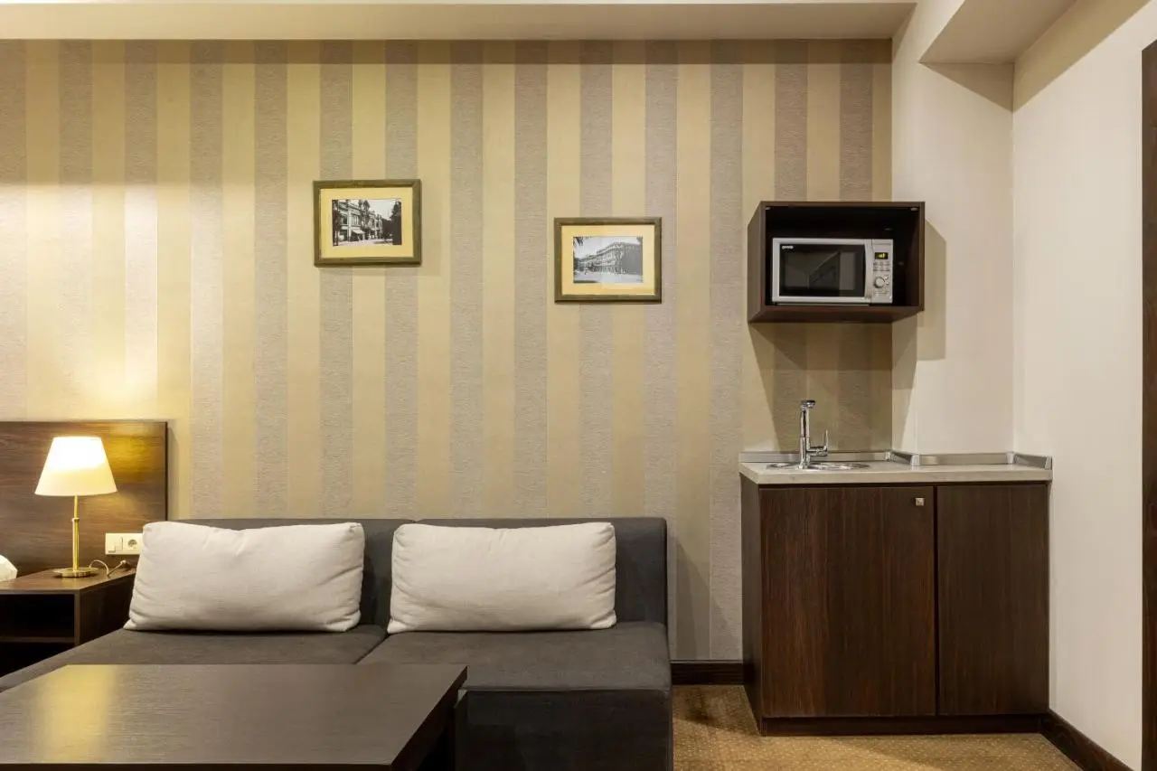 Citrus Hotel
