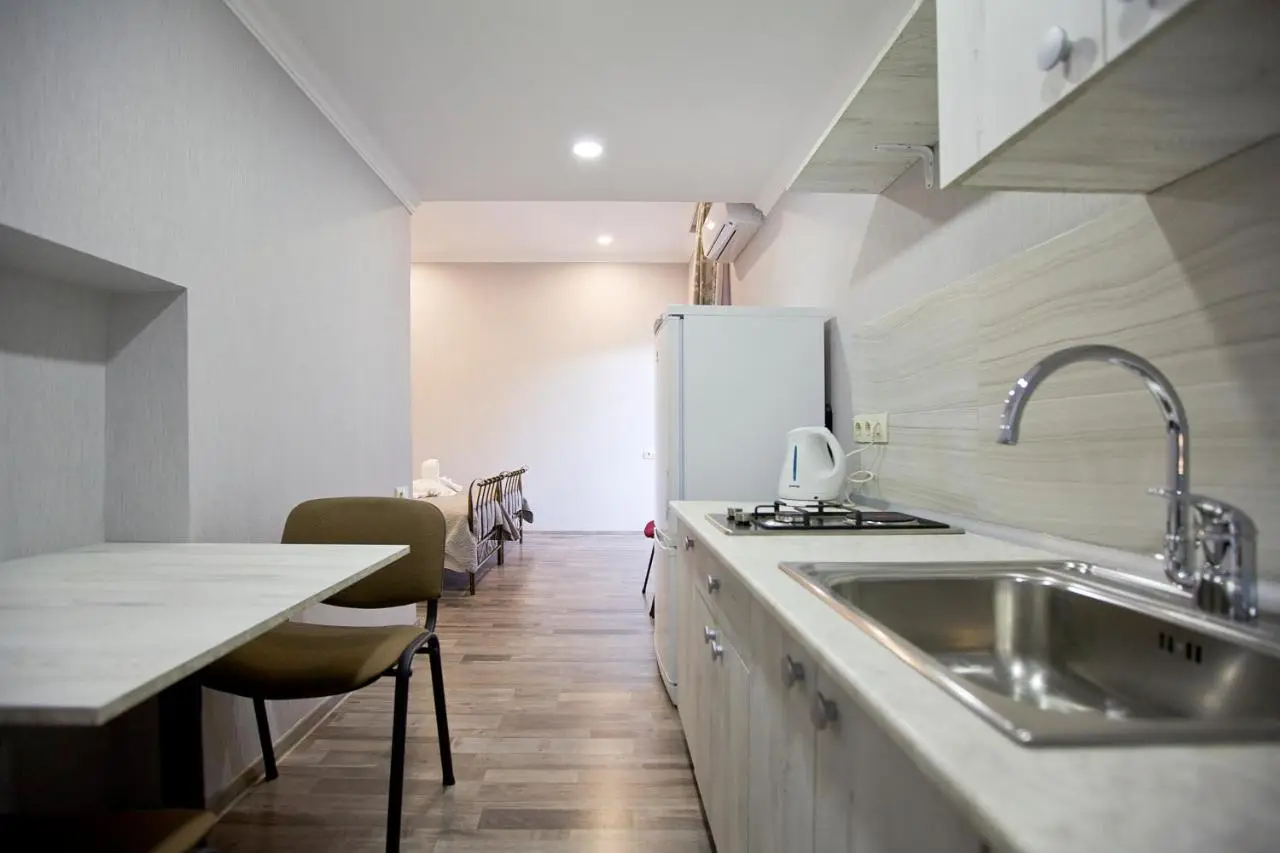 Metekhi Corner Apartments