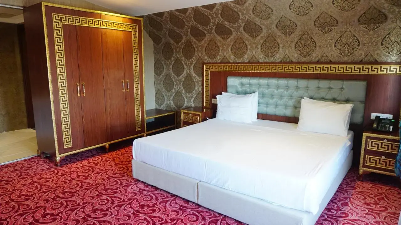 Vois Hotel Atasehir & SPA