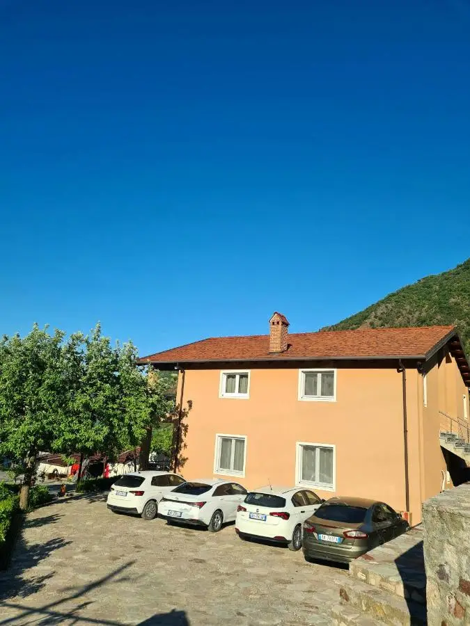 Borealis Guest House