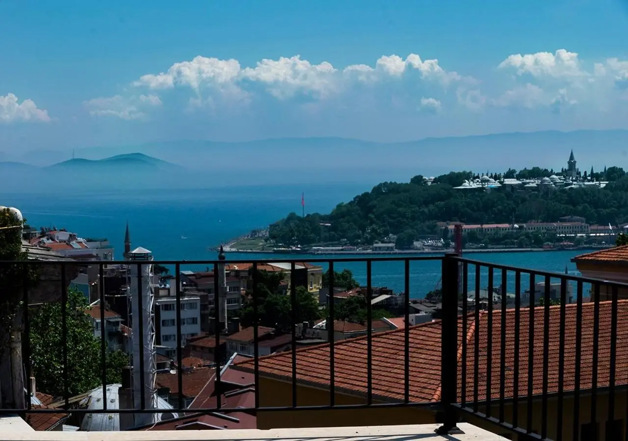 ROYAL TAKSIM SUITES
