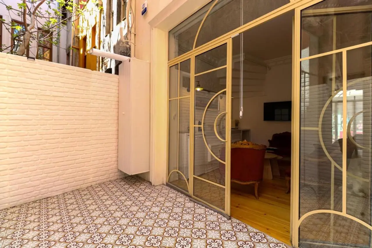 Balatella Suites