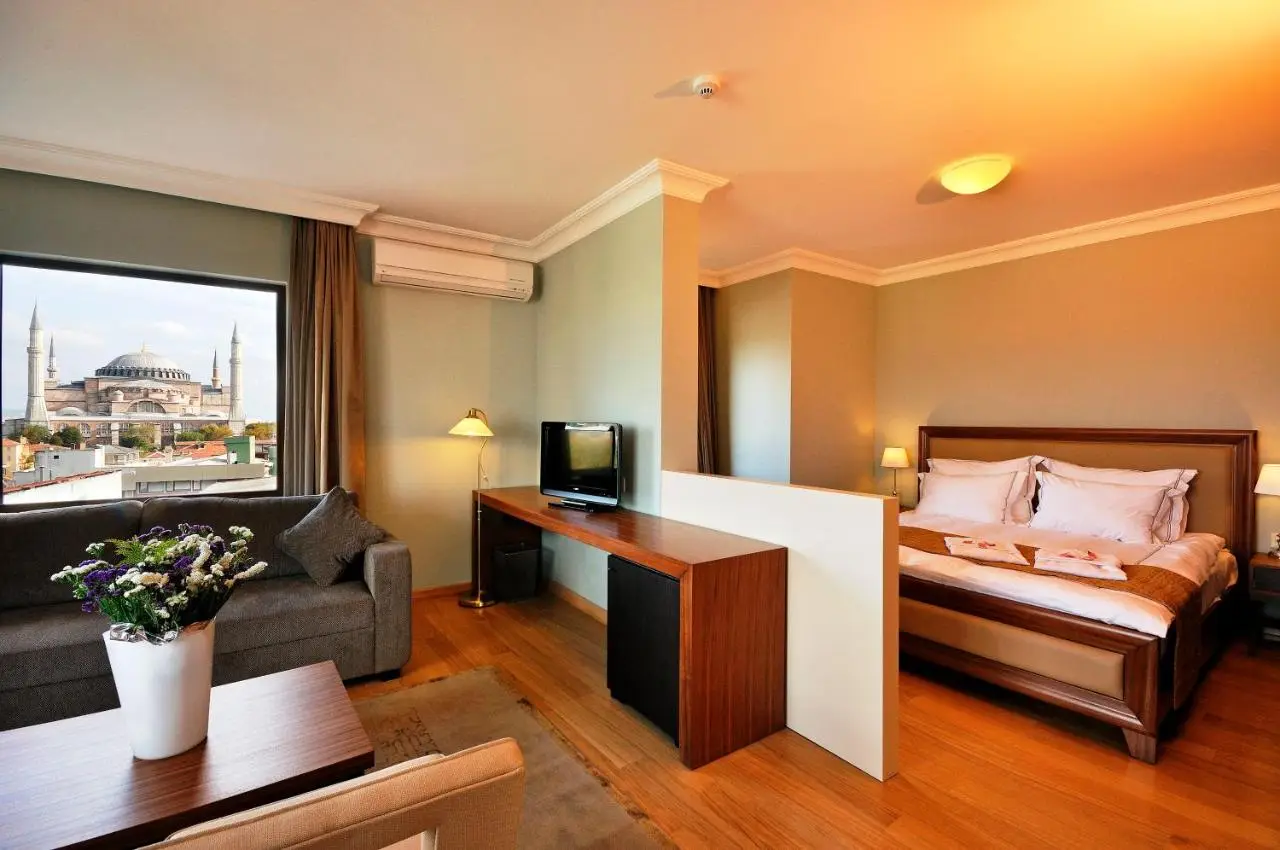 Agora Life Hotel - Special Class