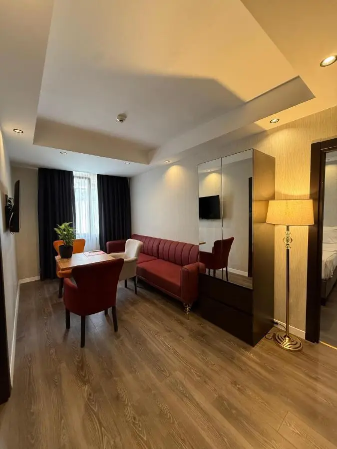 Grand Armada Hotel