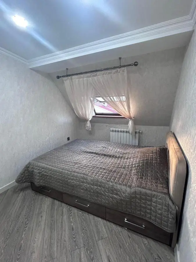 3 floors 4 bedroom seaside apart