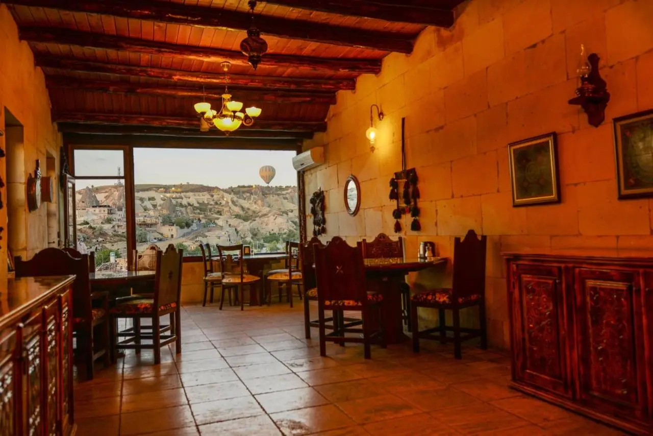 Vineyard Cave Hotel