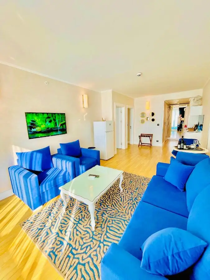 Luxury View Hotel