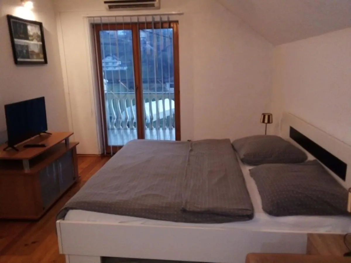 Vila Afan Ušivak
