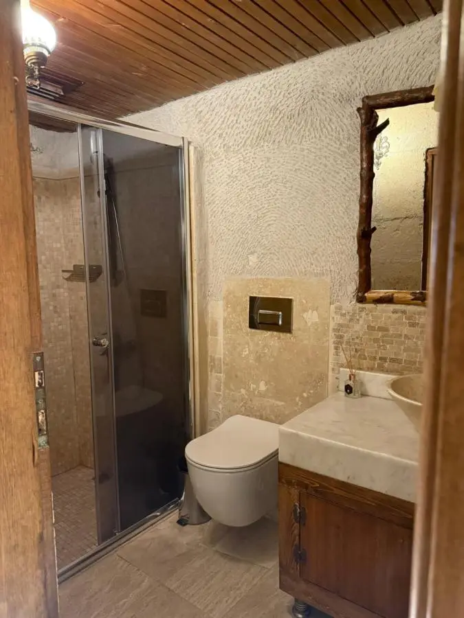 Arif Cave Hotel