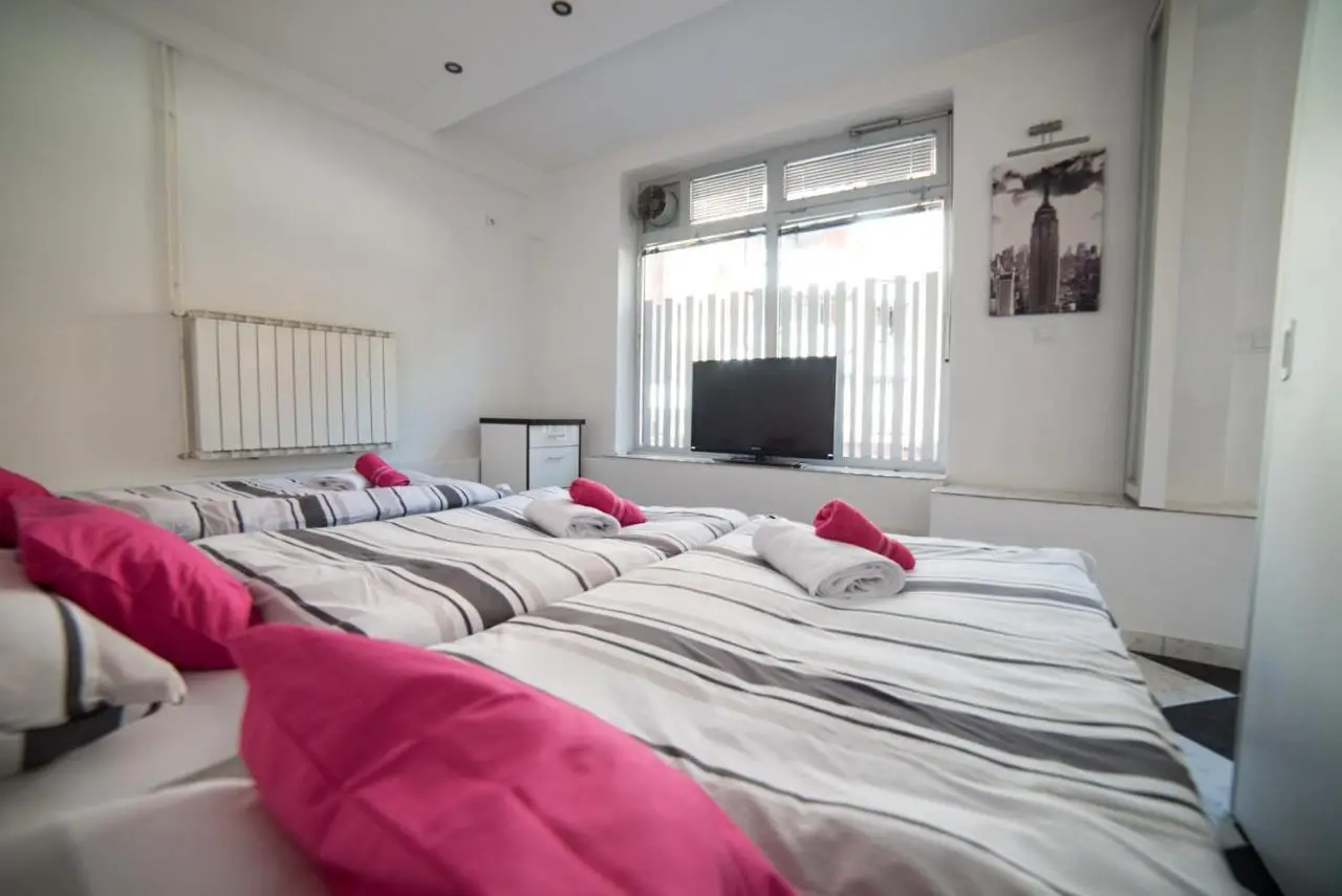 Apartman Hitno