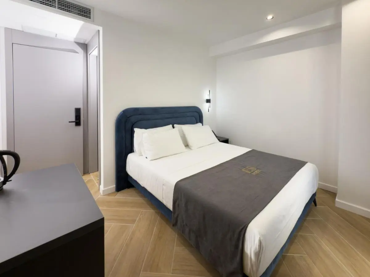 ES Hotel