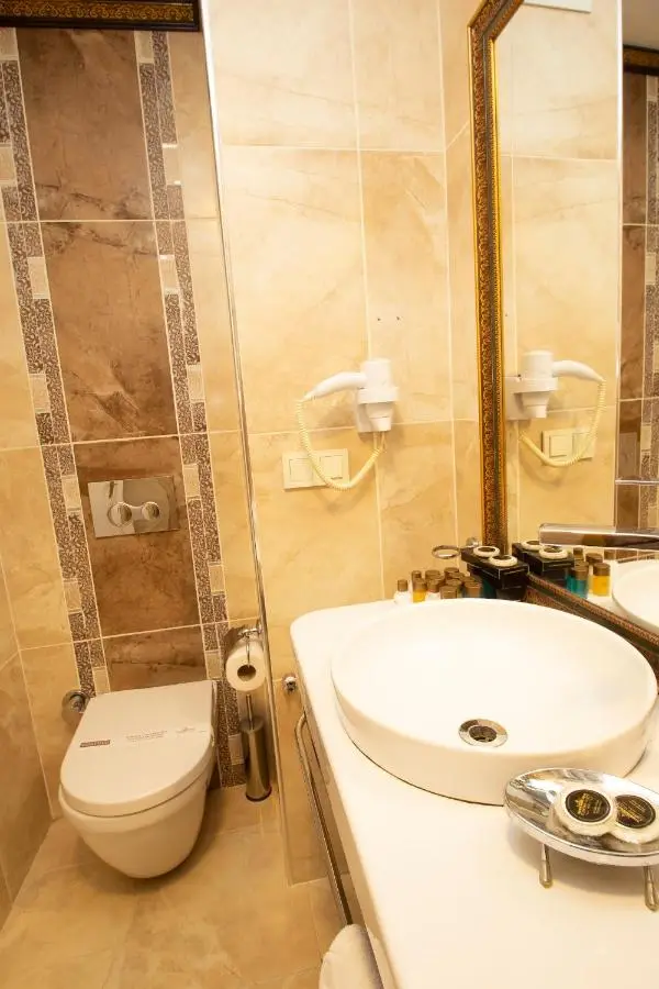 Empire Suite Hotel