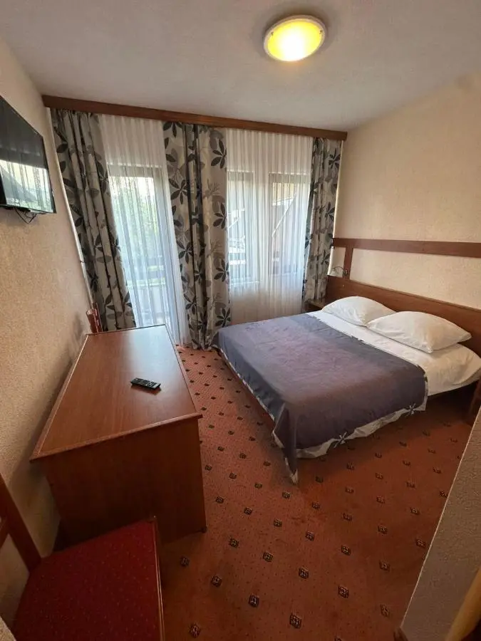 Hotel Ada