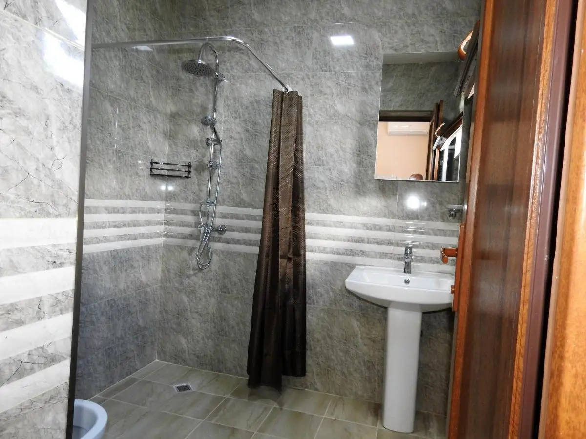 White Hotel Guesthouse