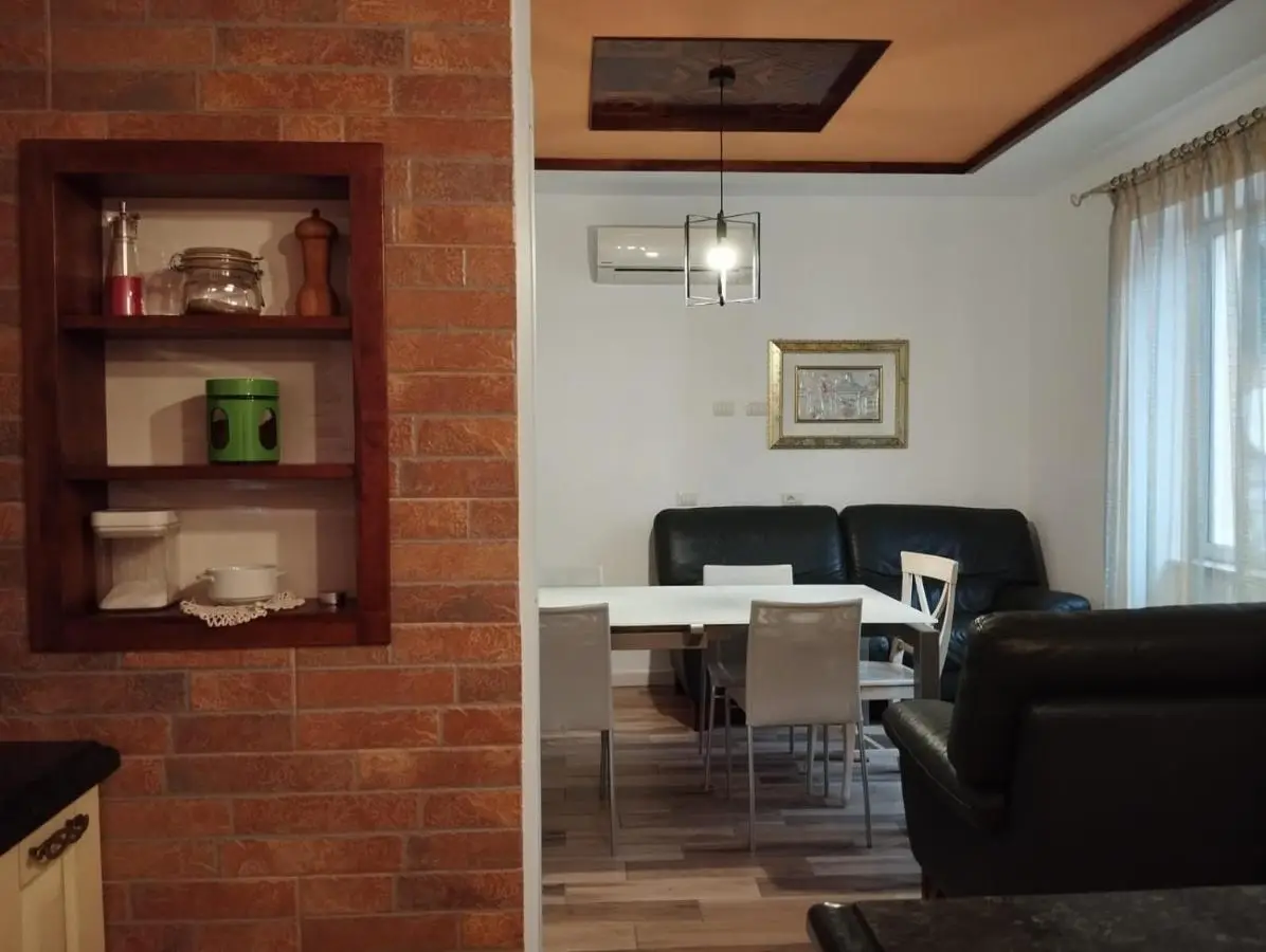 Art Gallery Apartments Tirana 1