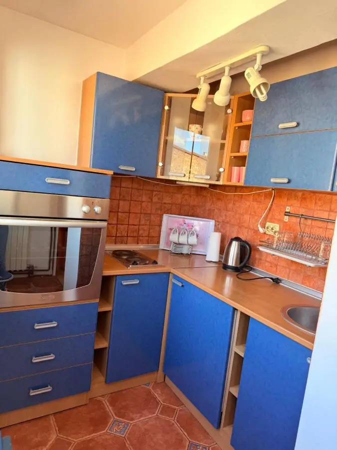 Apartment Center - Vjecna vatra