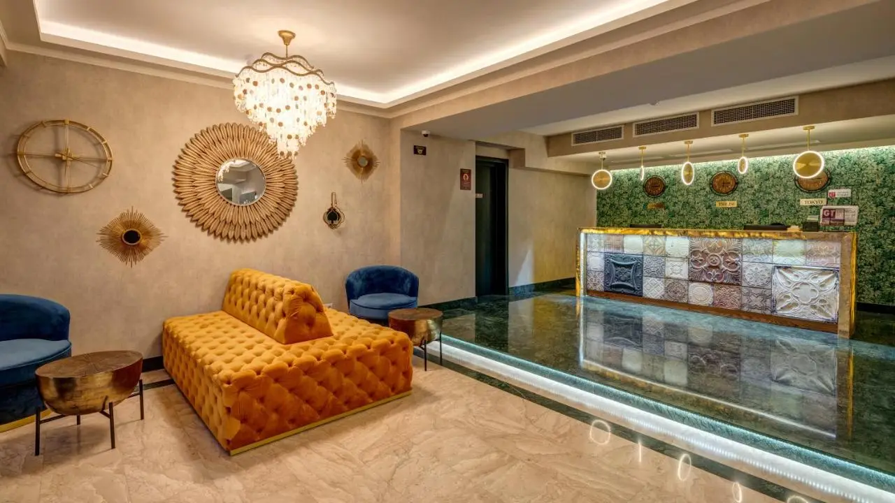Sole Palace