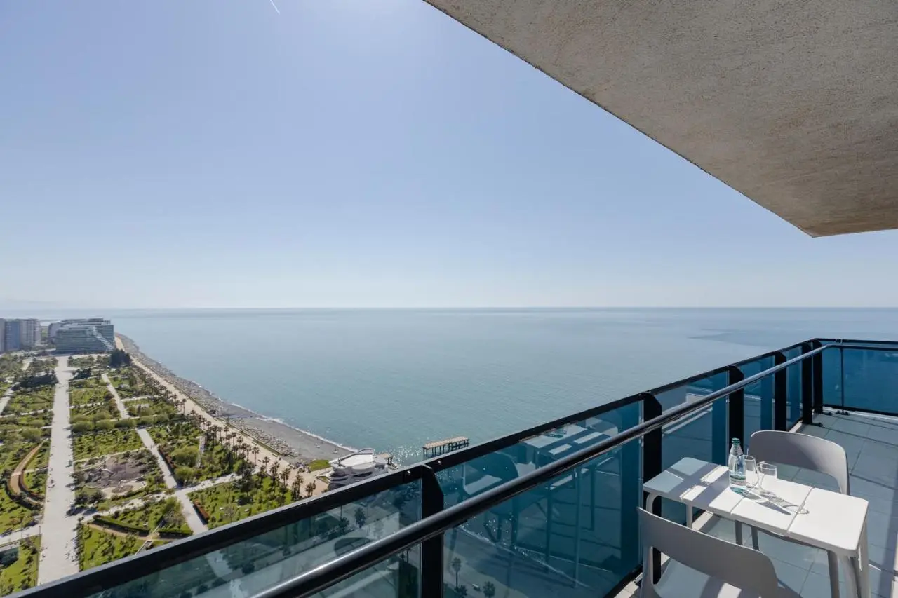 The SPOT apartments - Orbi Beach Tower