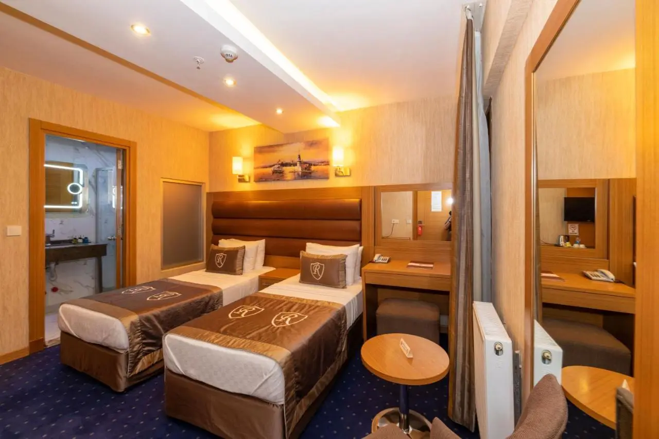 Regno Hotel