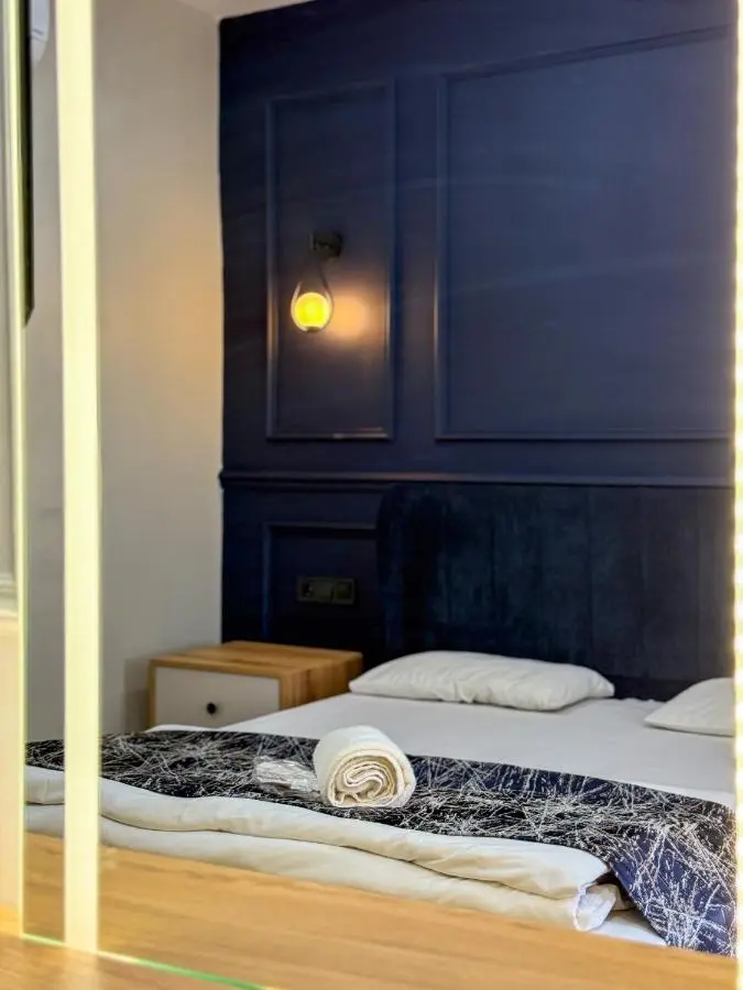The Reina Hotel