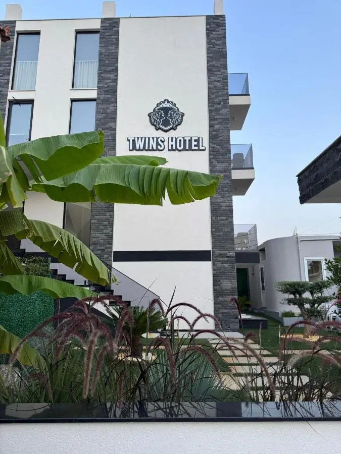 Twins Hotel Vlore