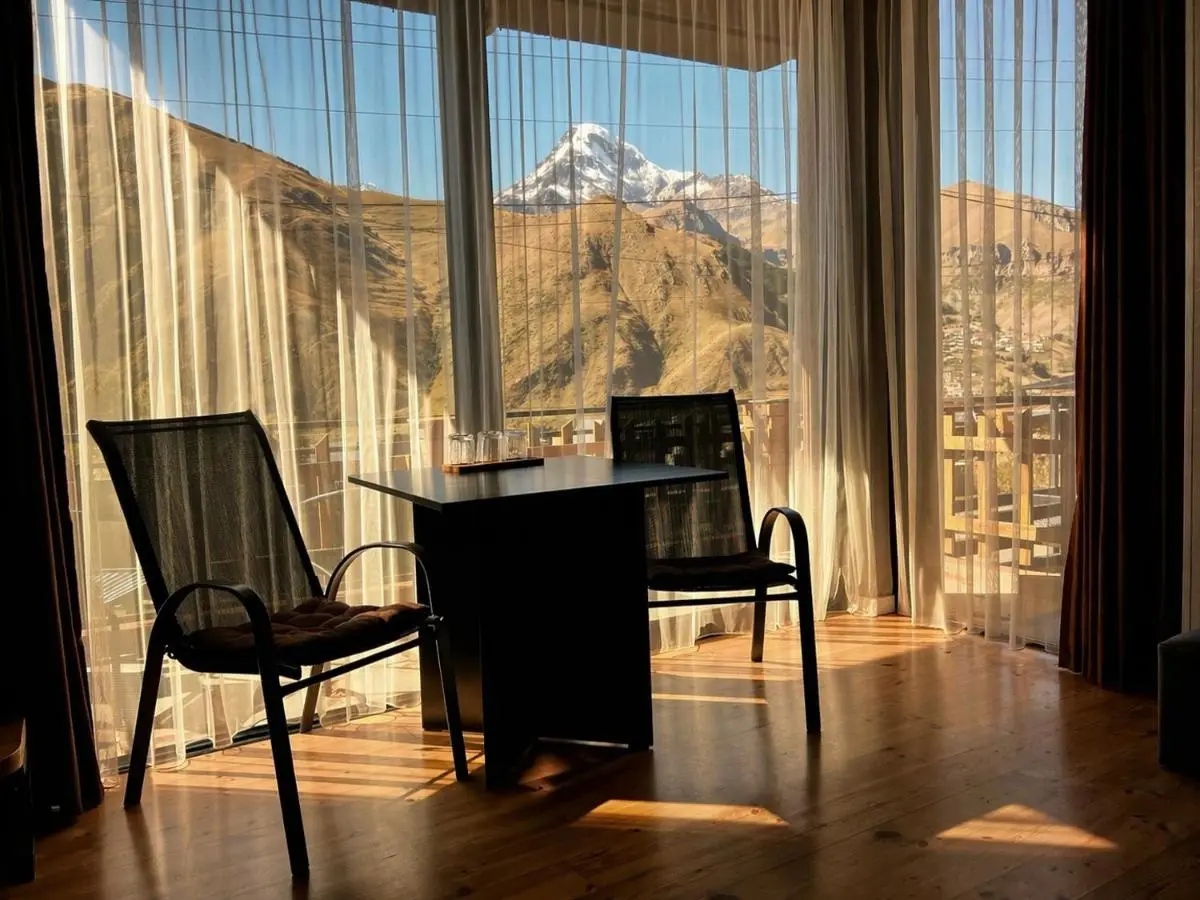 Vache Hotel