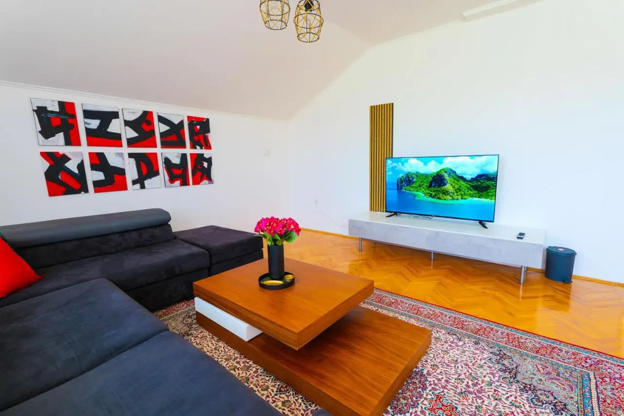 Khalilah Apartment 2
