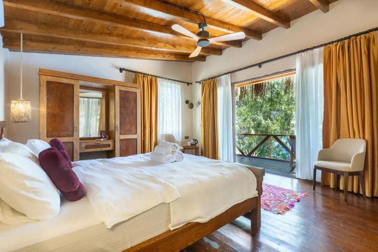 La Boheme Kabak Adults Only