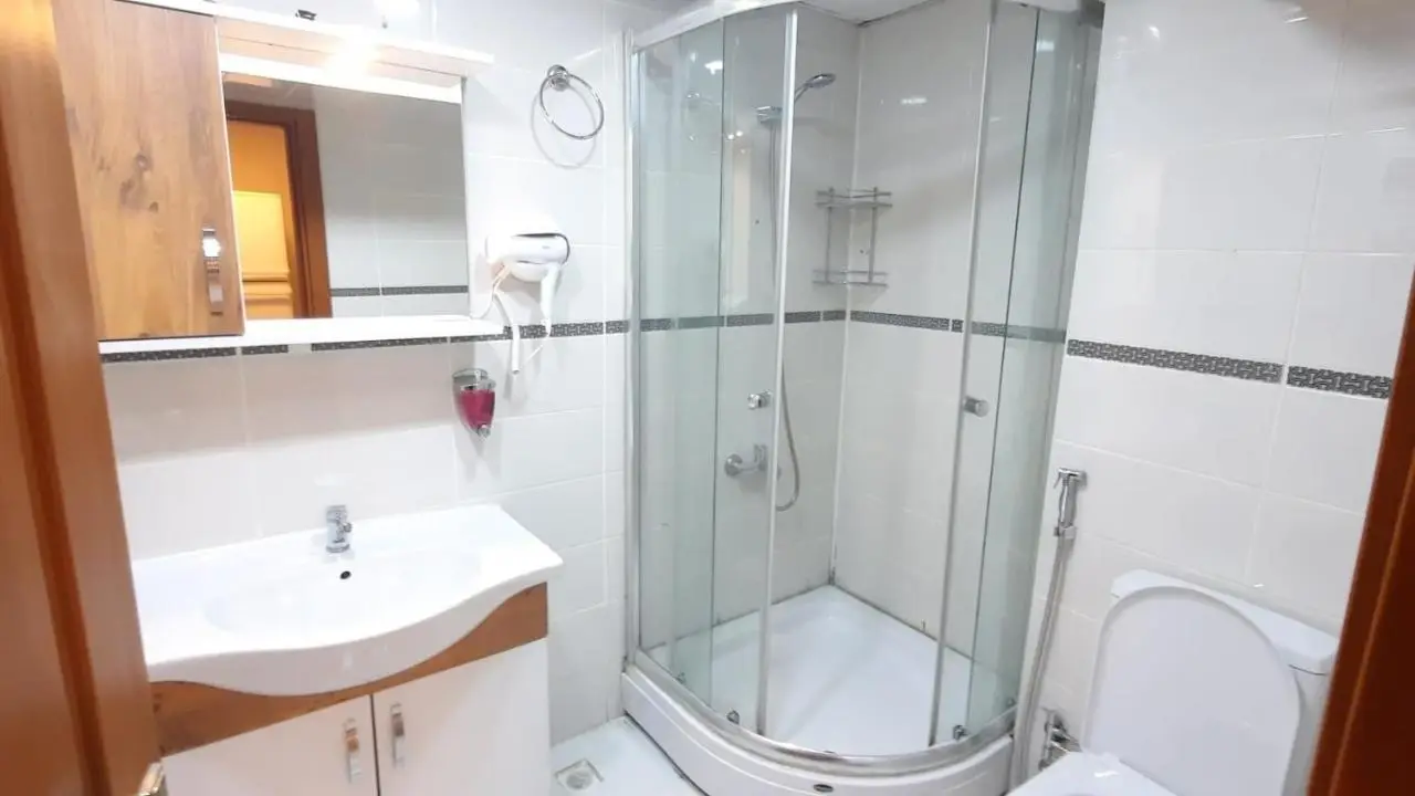 FINDIKZADE SEASIDE FLATS in lively Fatih area very near metro and tourist sights