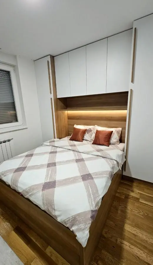 Stan na dan-Apartman Mia