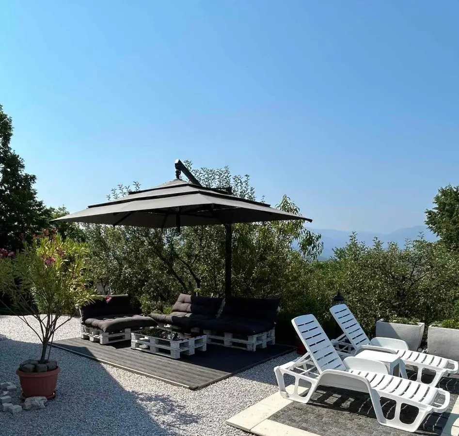 Woodrock Villa