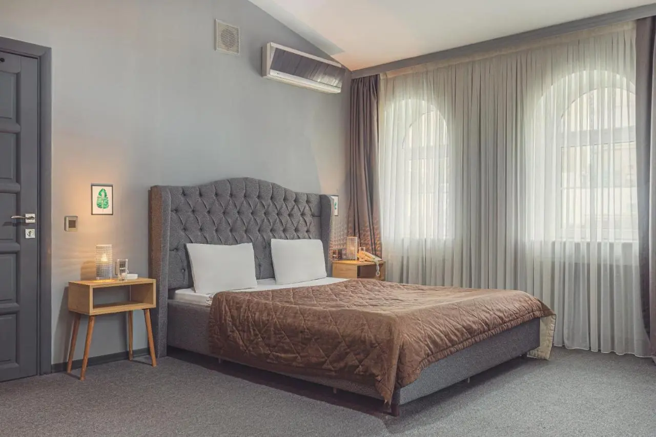 Maestro Hotel