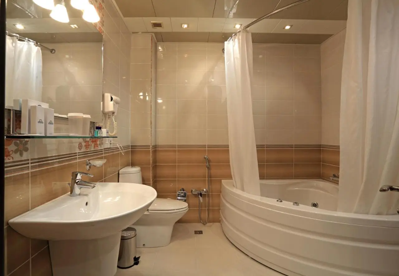 Days Hotel By Wyndham Baku