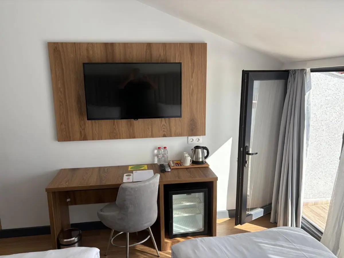 Business Life Hotel Güneşli