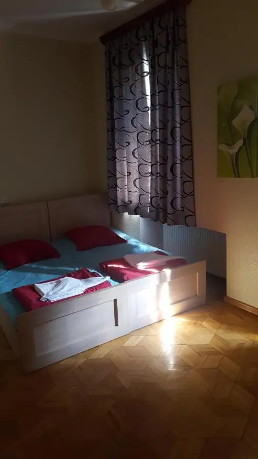 Apartment on Botanikuri